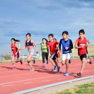 los-atletas-compitieron-combos-conformados-una-prueba-pista-un-salto-y-un-lanzamiento-el-que-mayor-puntos-obtuvo-fue-el-ganador los-atletas-compitieron-combos-conformados-una-prueba-pista-un-salto-y-un-lanzamiento-el-que-mayor-puntos-obtuvo-fue-el-ganador